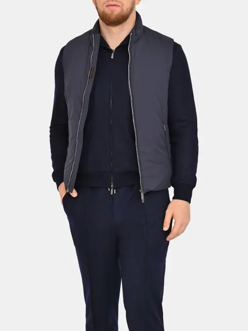 Жилет однотонный MOORER