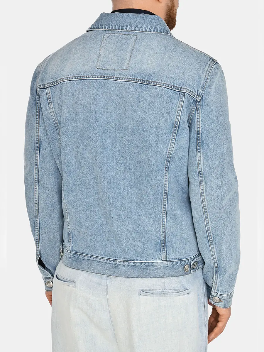 Куртка джинсовая