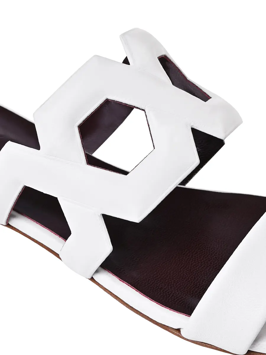 Шлепанцы кожаные