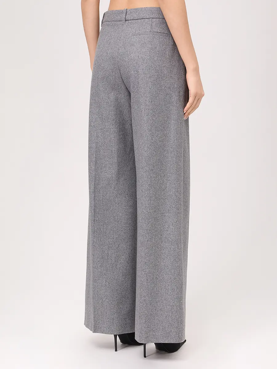 Костюм из шерсти и лиоцелла