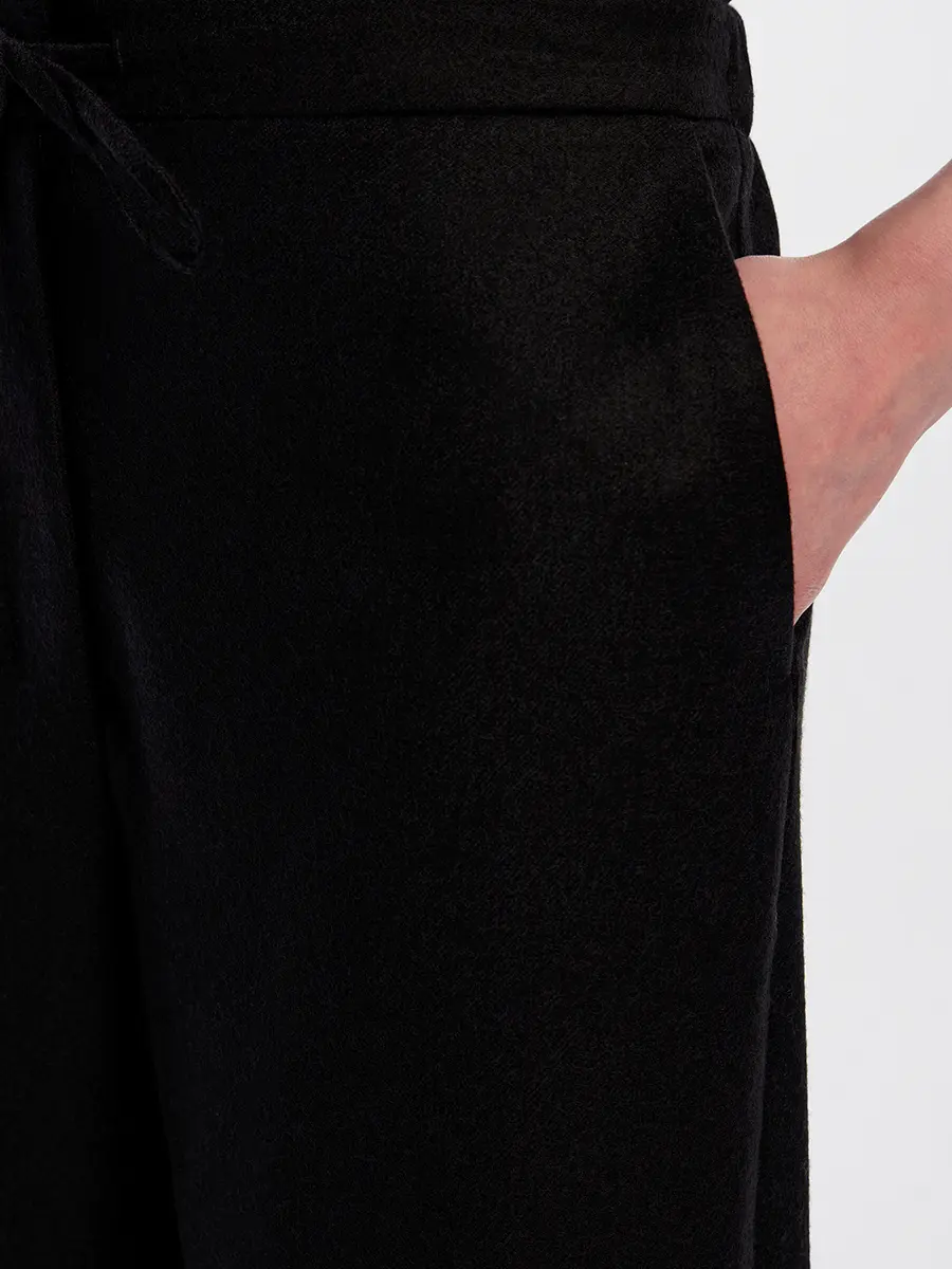 Брюки шерстяные