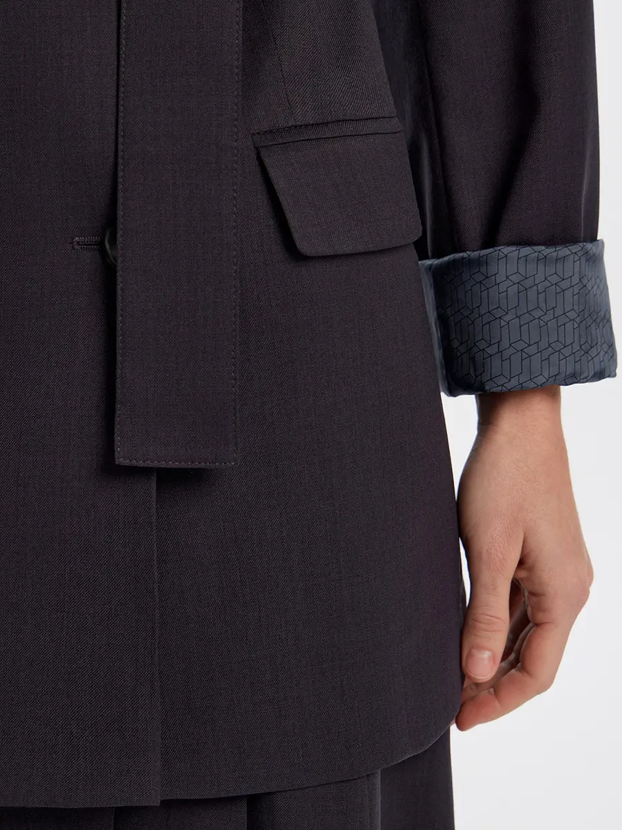 Жакет с поясом