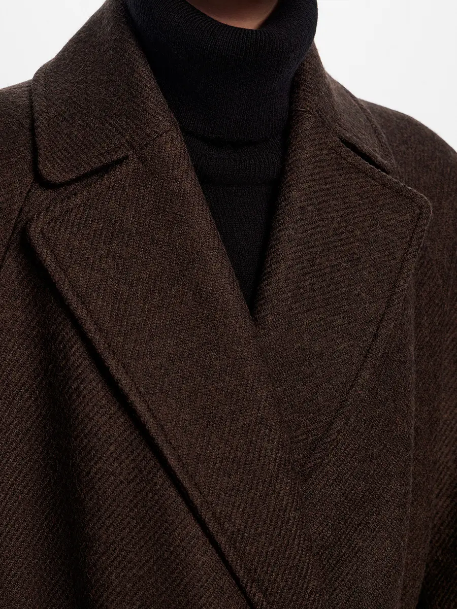 Пальто шерстяное