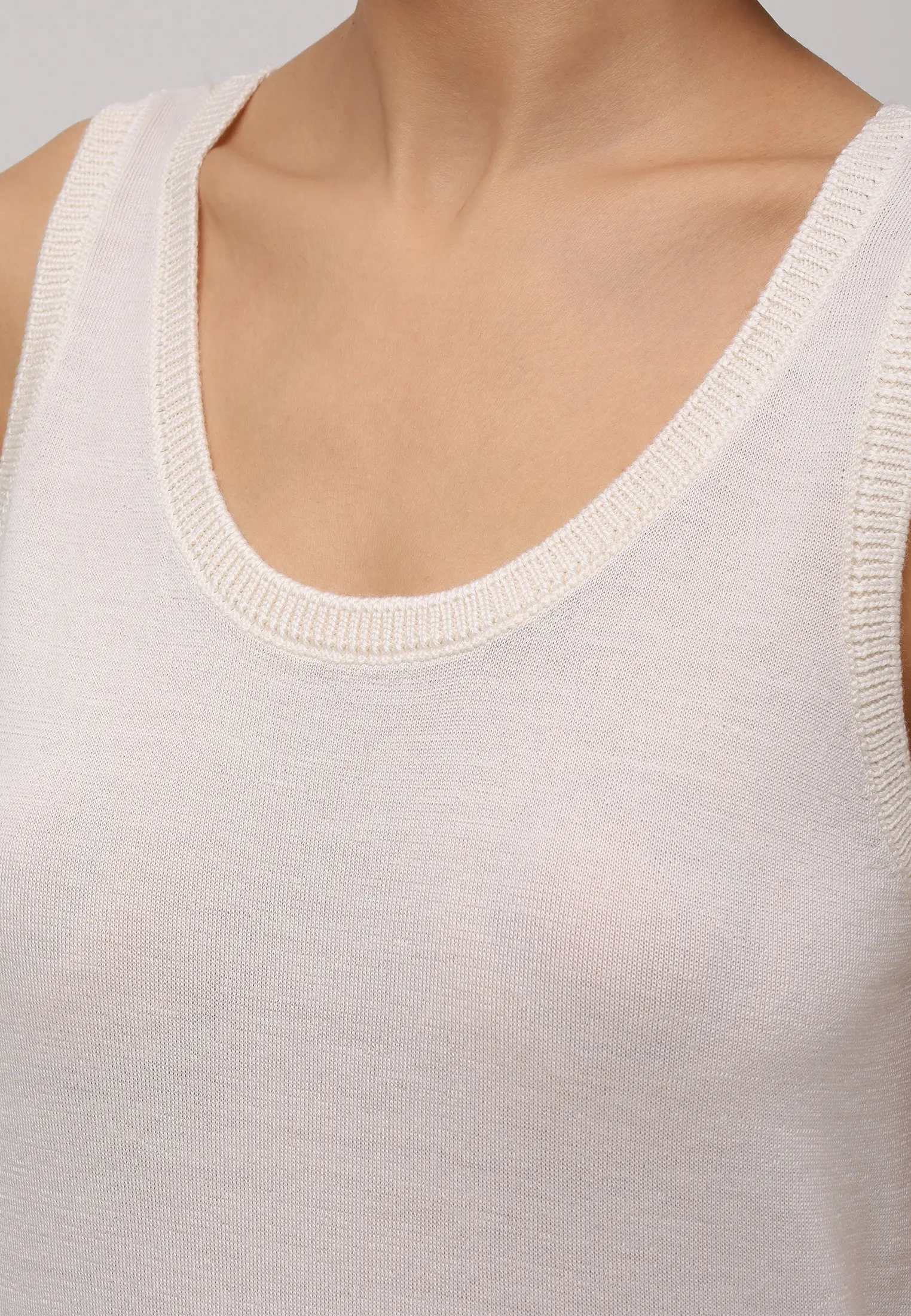 Топ из кашемира и шелка