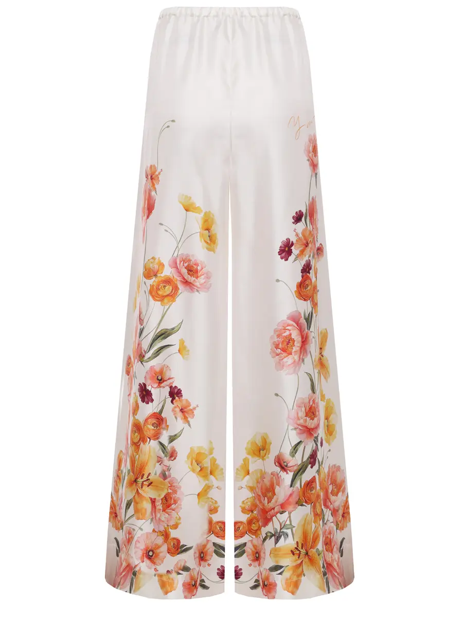 Костюм шелковый