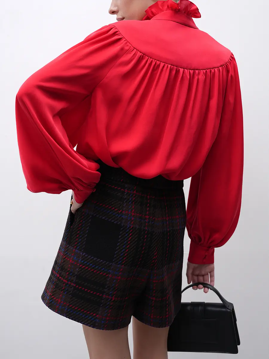 Блузка шелковая