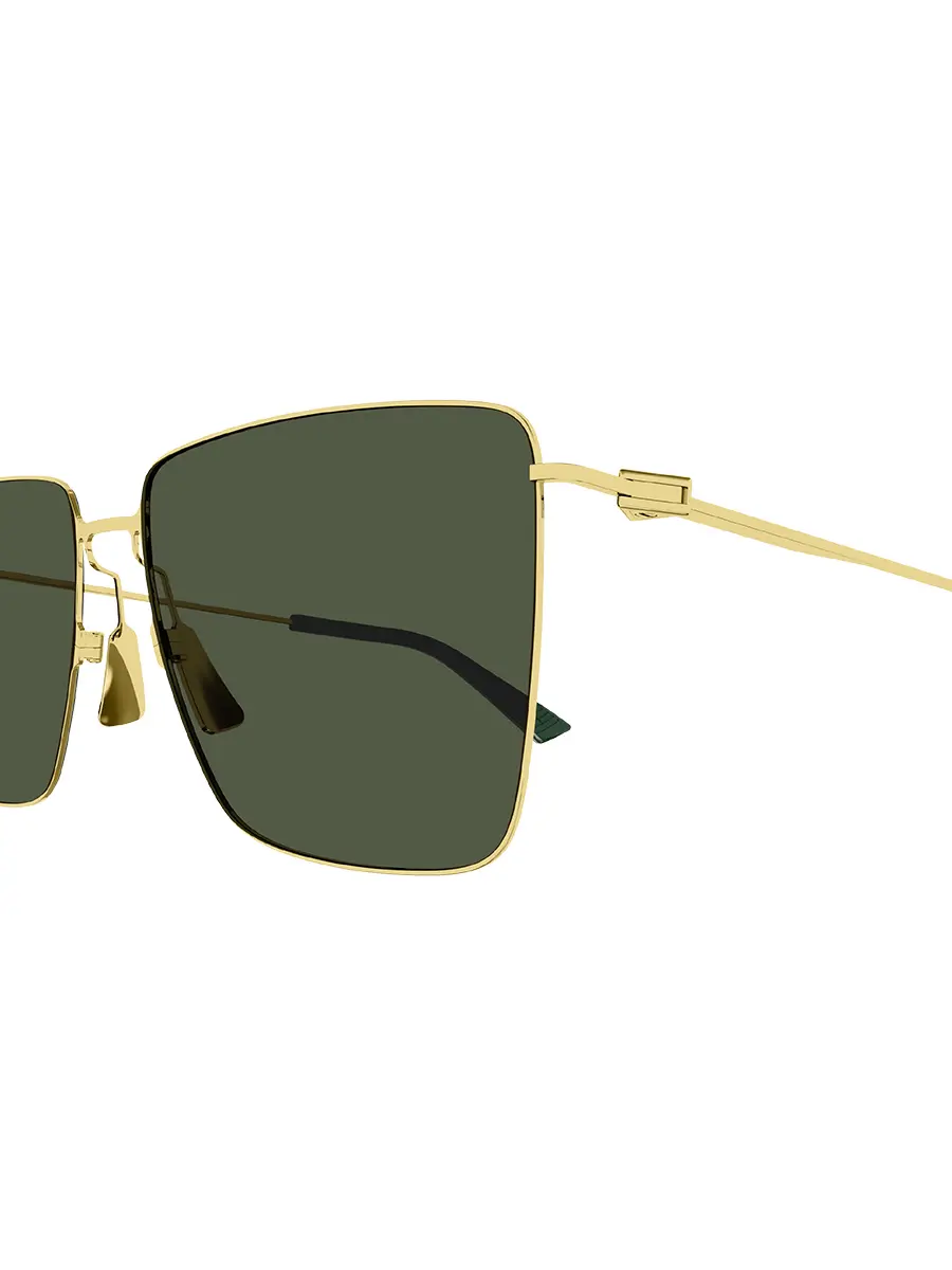 Очки солнцезащитные