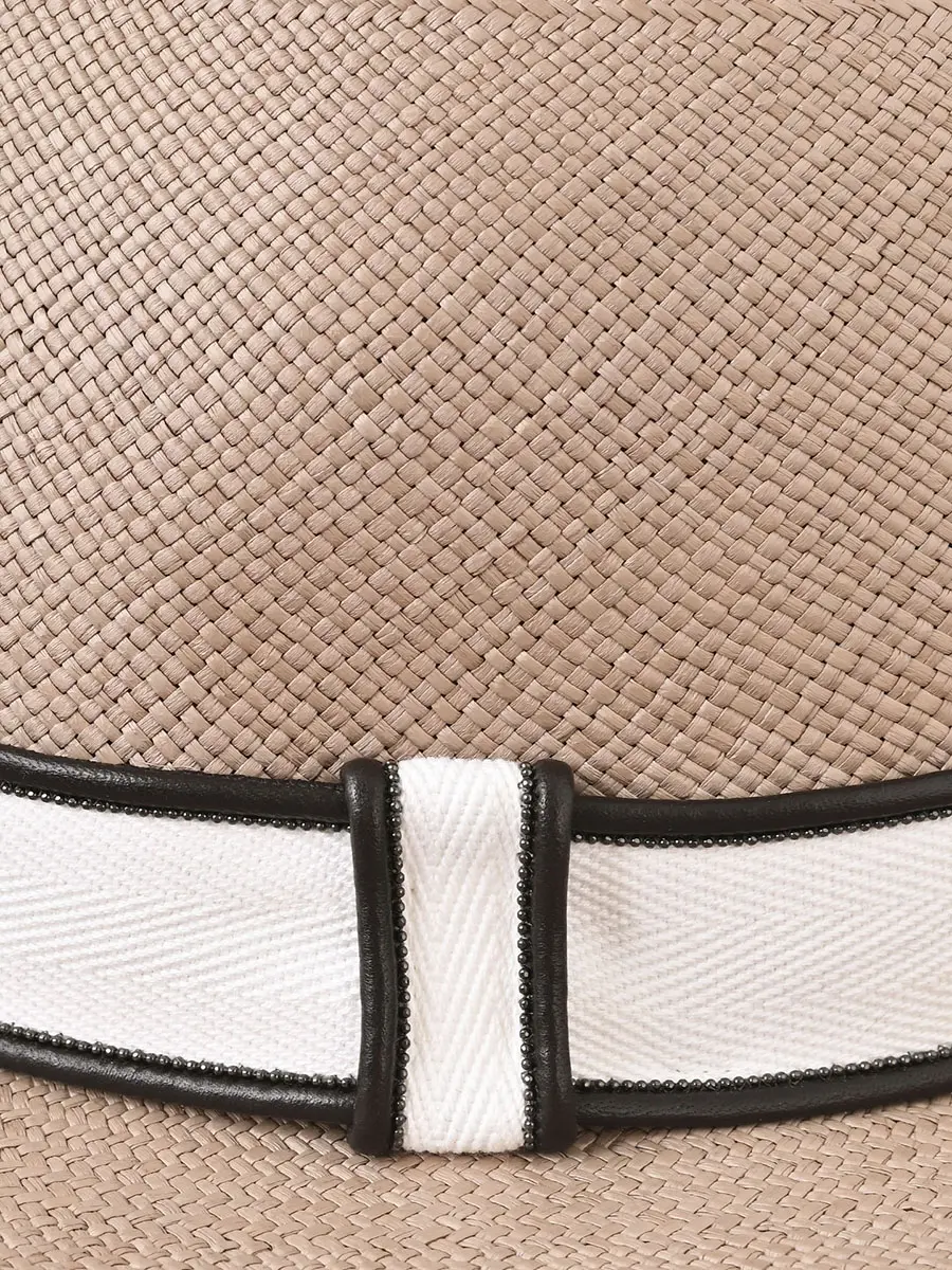 Шляпа соломенная