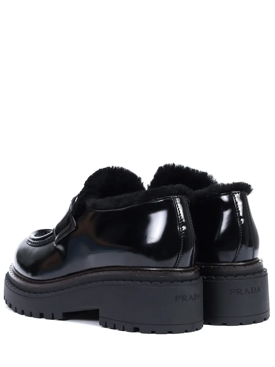 Лоферы кожаные на меху