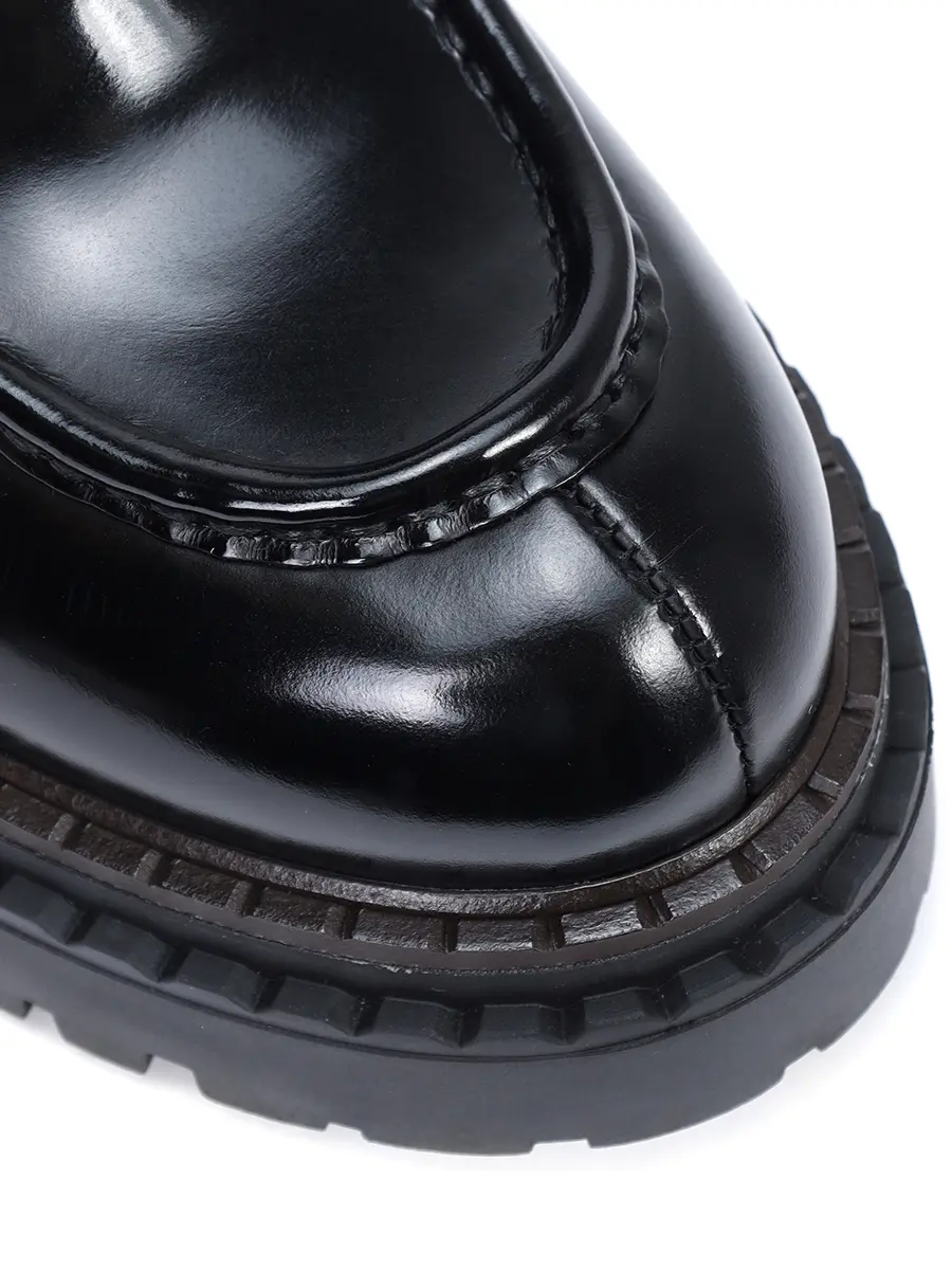 Лоферы кожаные на меху