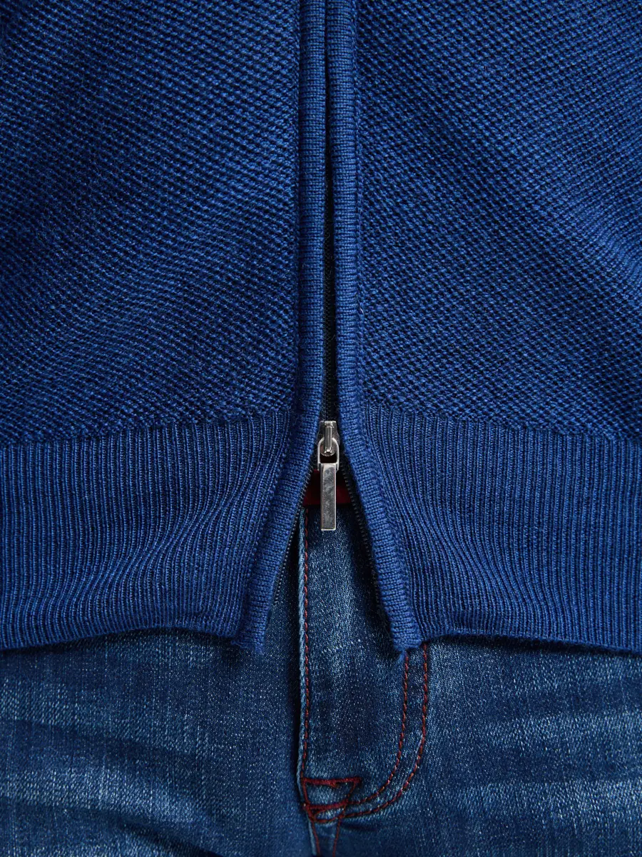 Кардиган шерстяной