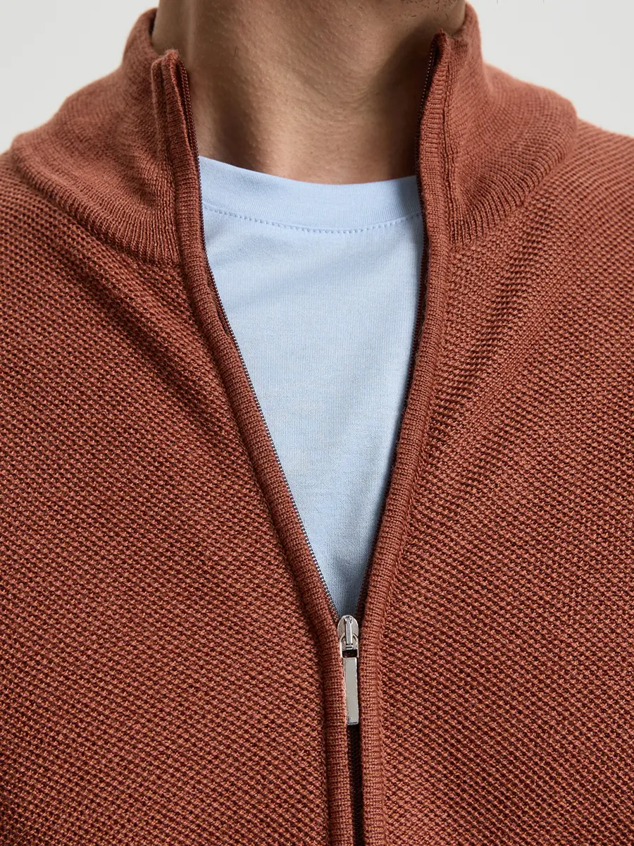 Кардиган шерстяной