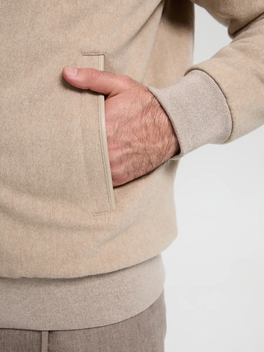 Бомбер шерстяной