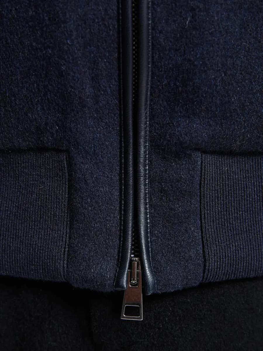 Бомбер шерстяной