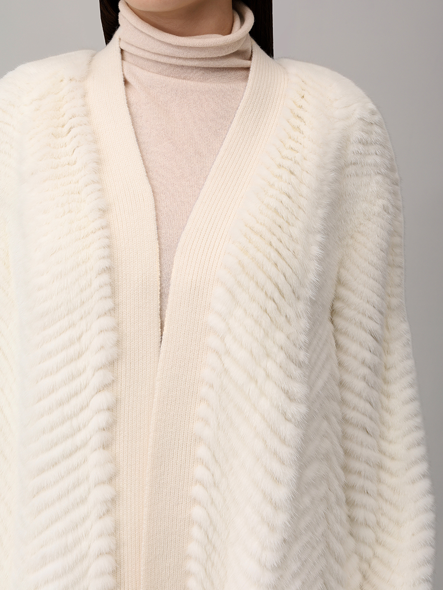 Пальто из меха норки