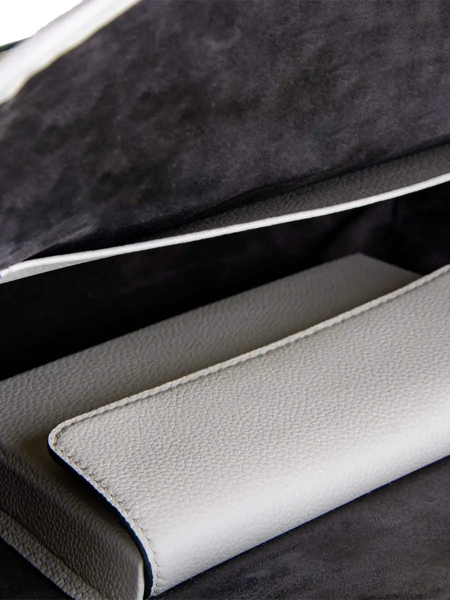 Сумка INFINITY L кожаная