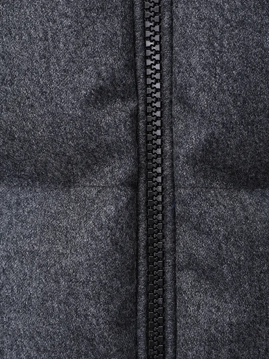 Жилет шерстяной