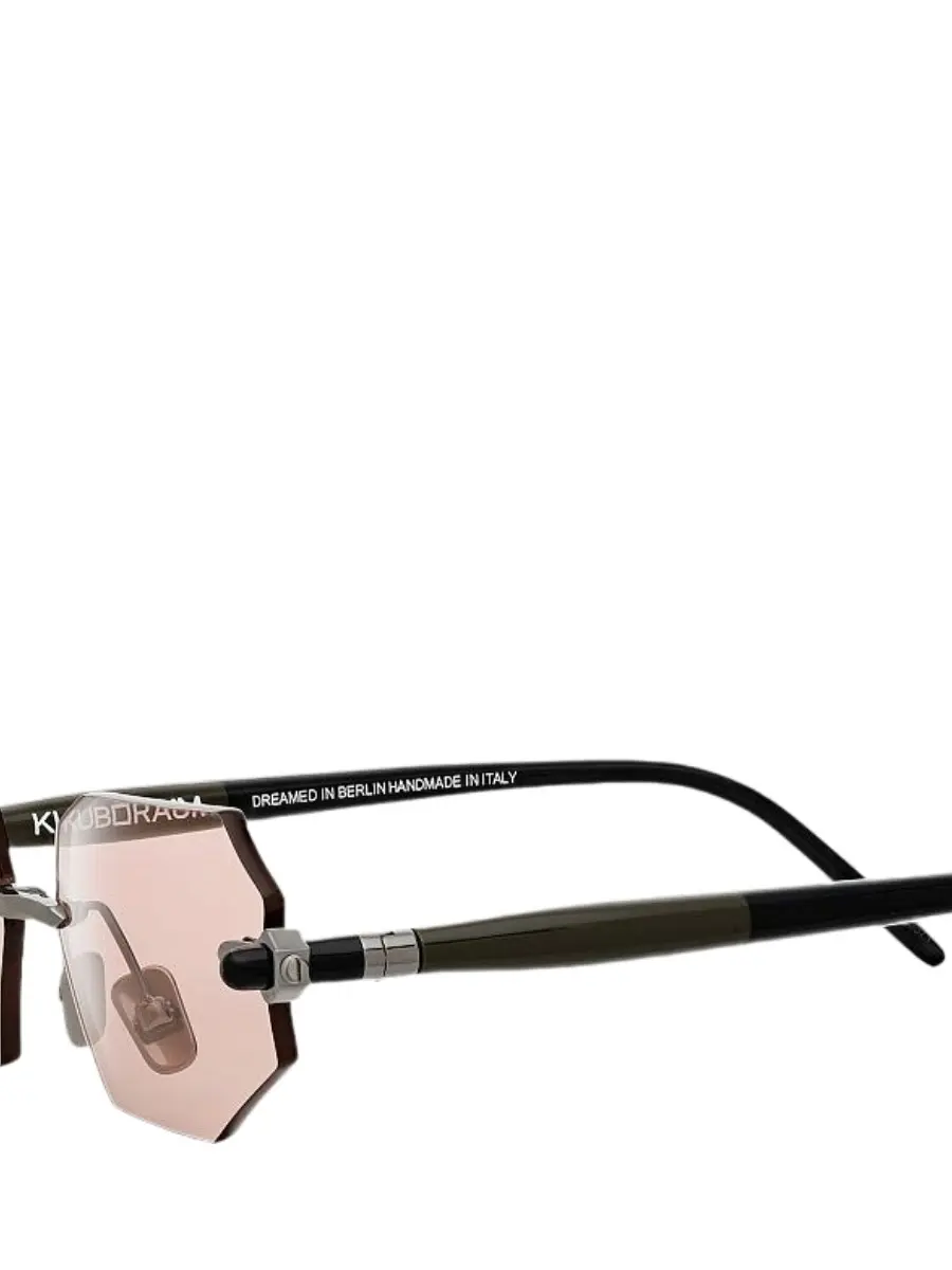 Очки солнцезащитные