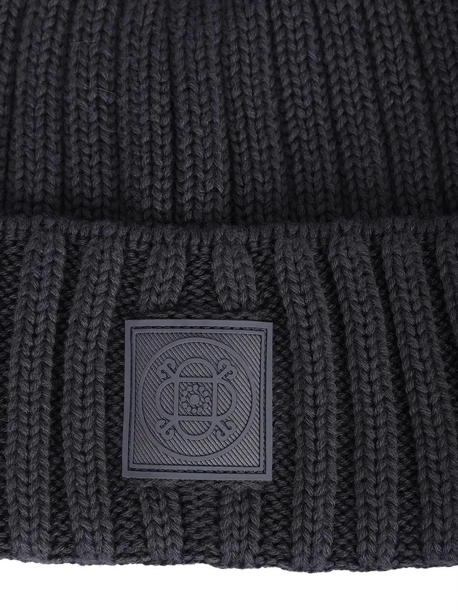 Шапка из хлопка и модала