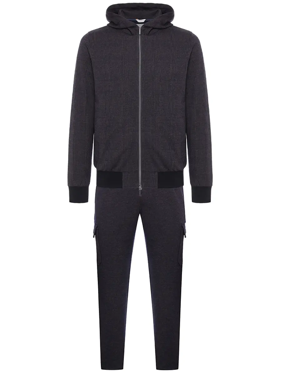 Костюм спортивный