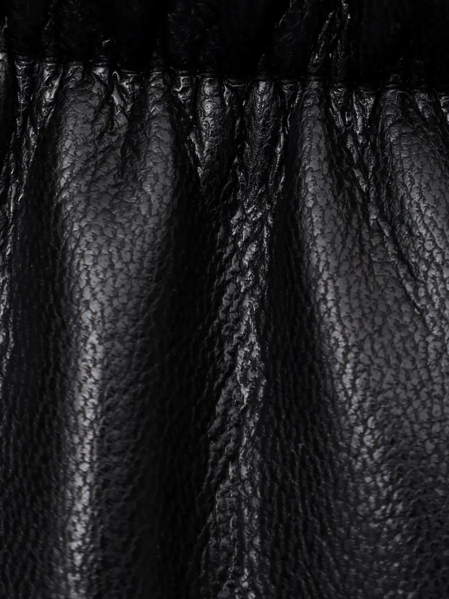 Пуховик из экокожи