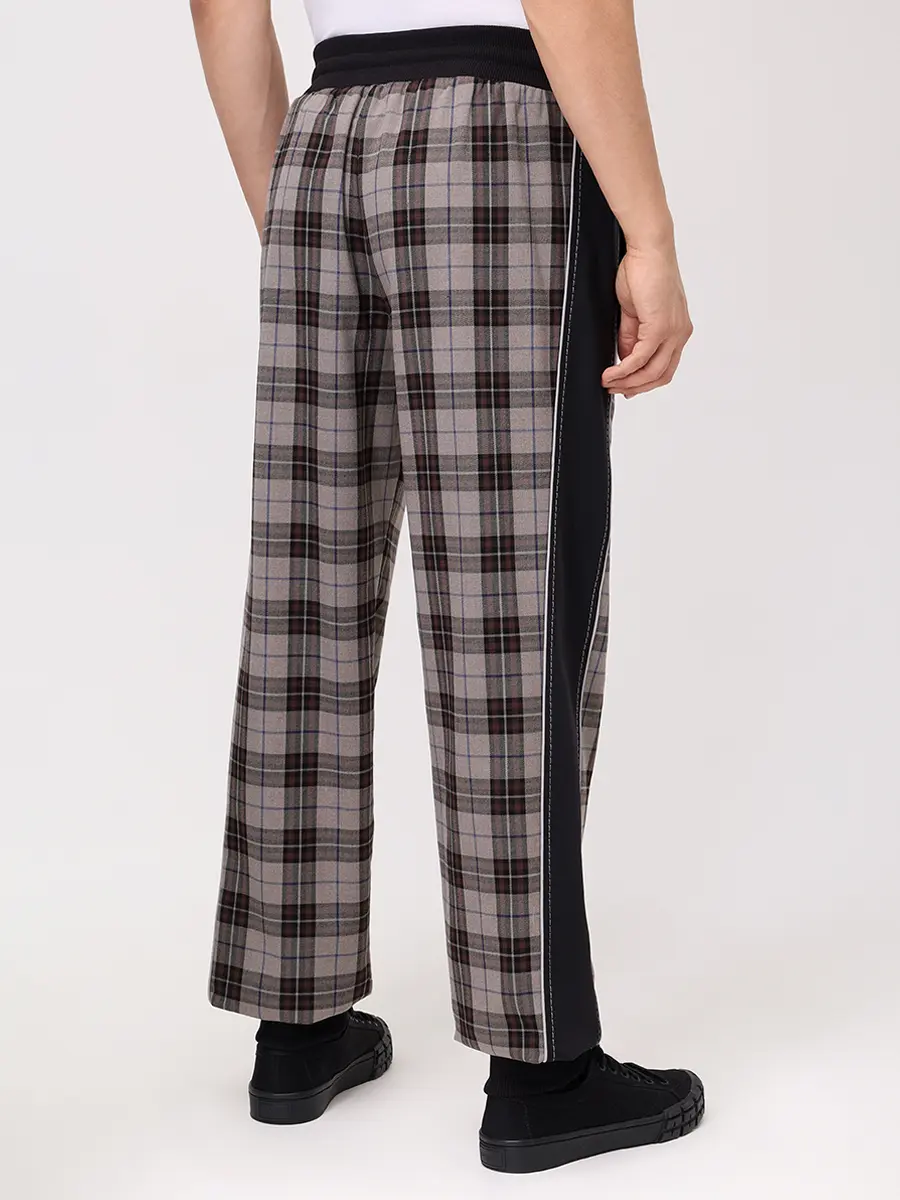 Джоггеры в клетку