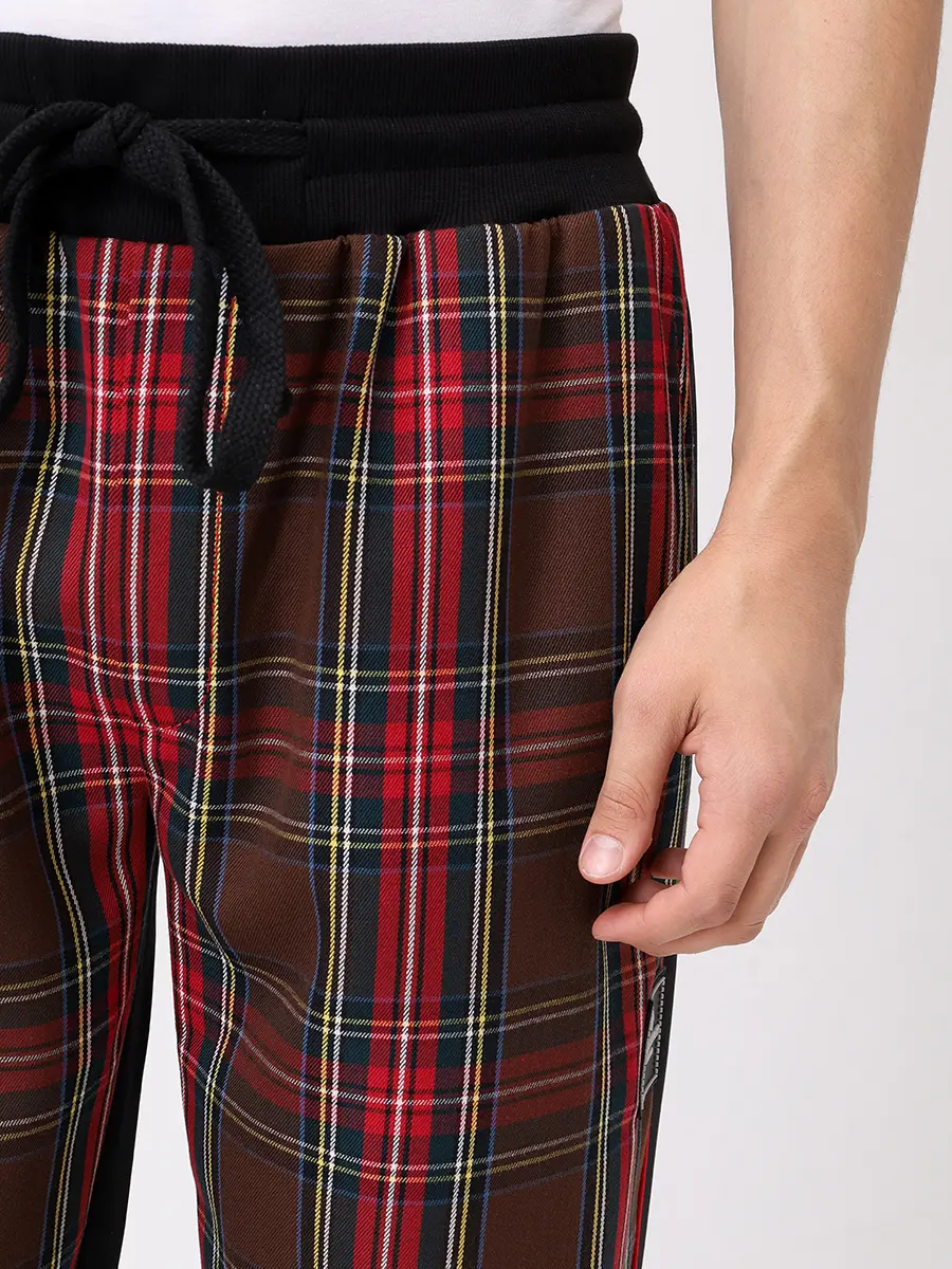 Джоггеры в клетку