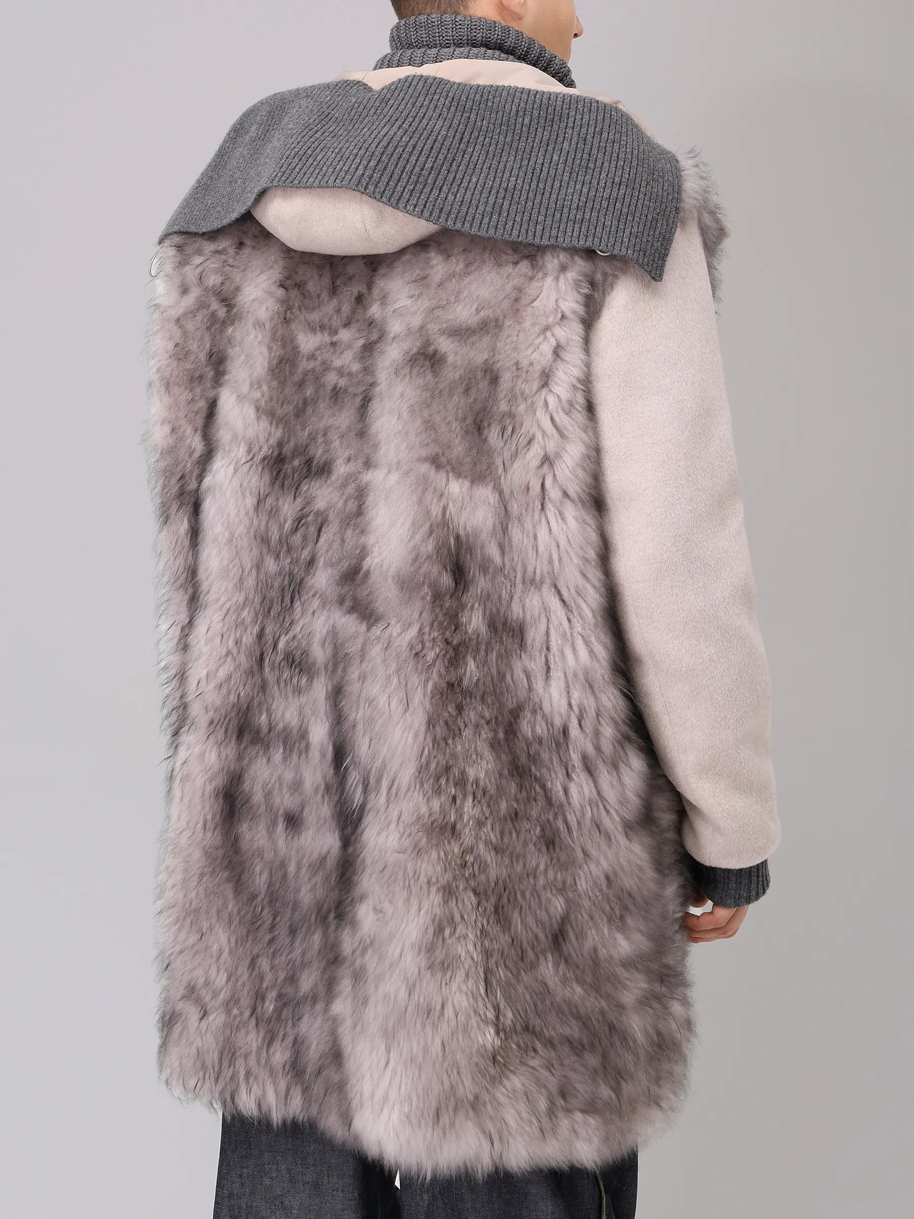 Пальто шерстяное с мехом