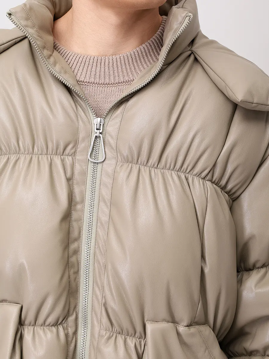 Пуховик из экокожи