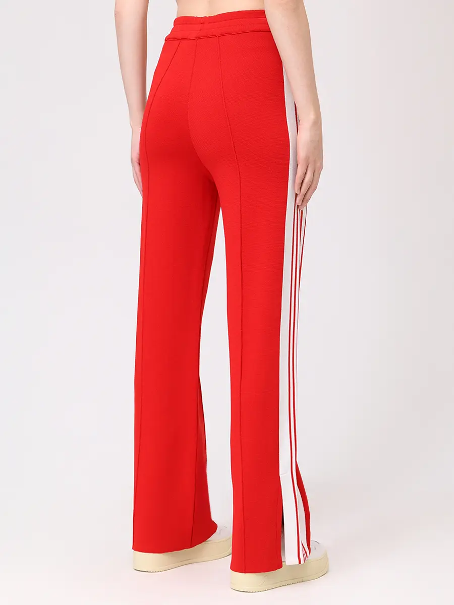 Костюм спортивный