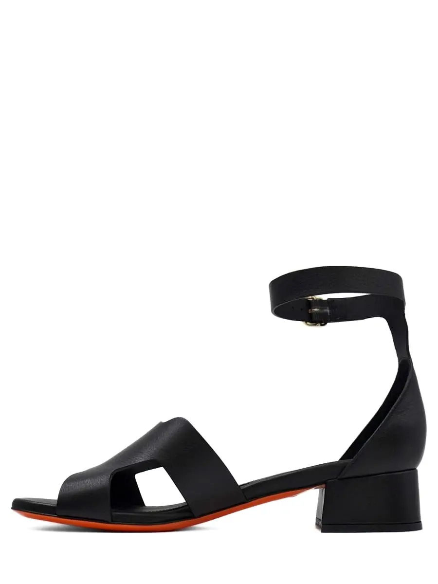 Босоножки кожаные