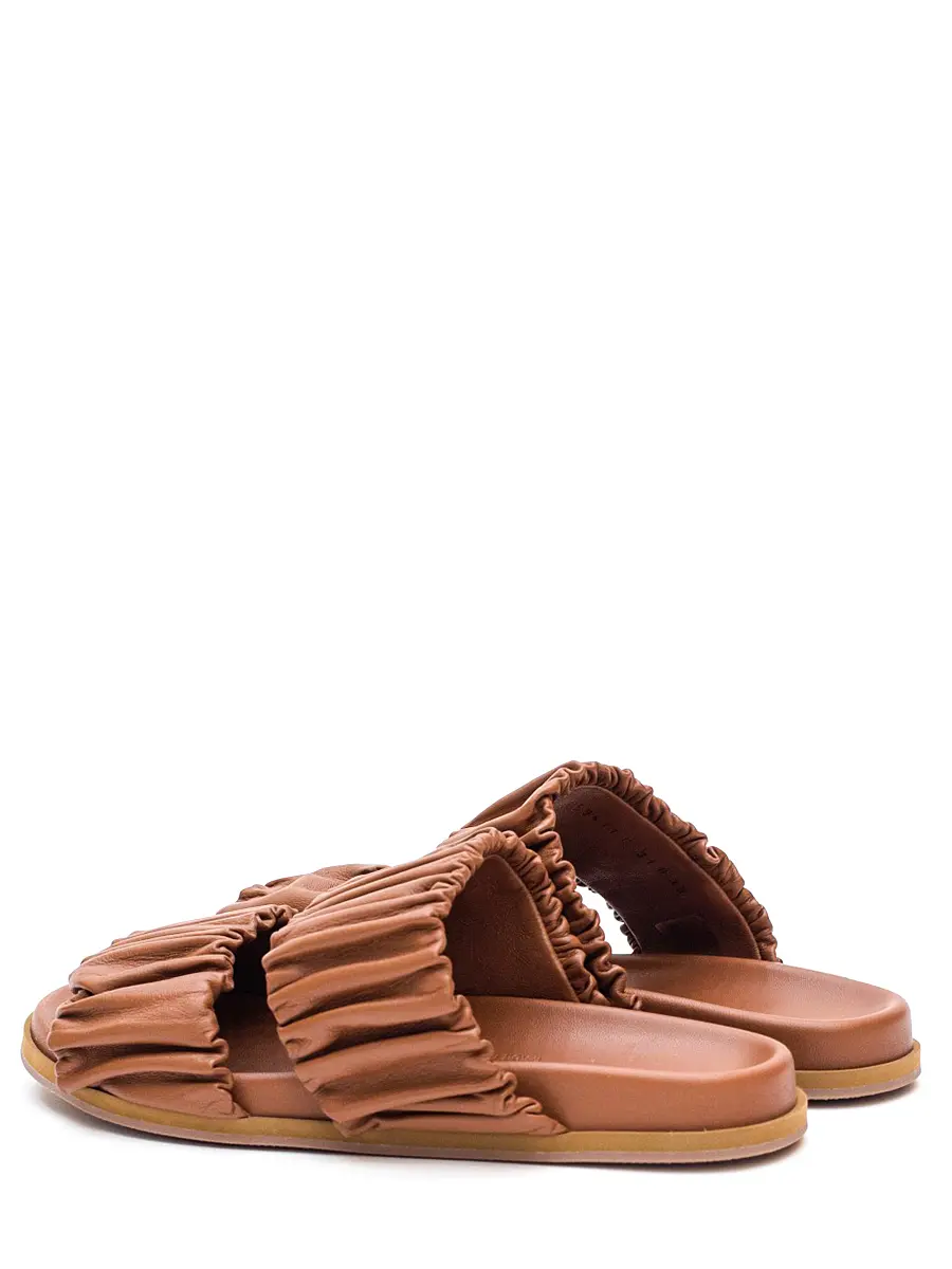 Шлепанцы кожаные