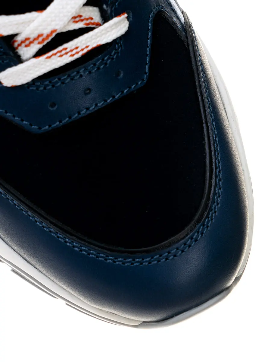 Кроссовки кожаные