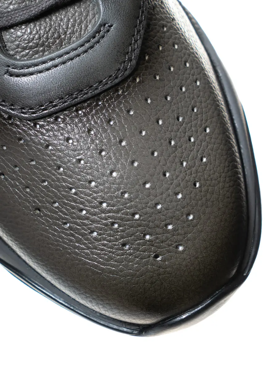 Кроссовки кожаные