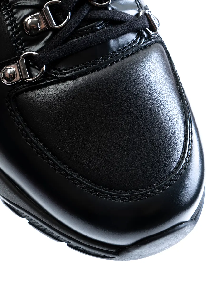 Кроссовки кожаные