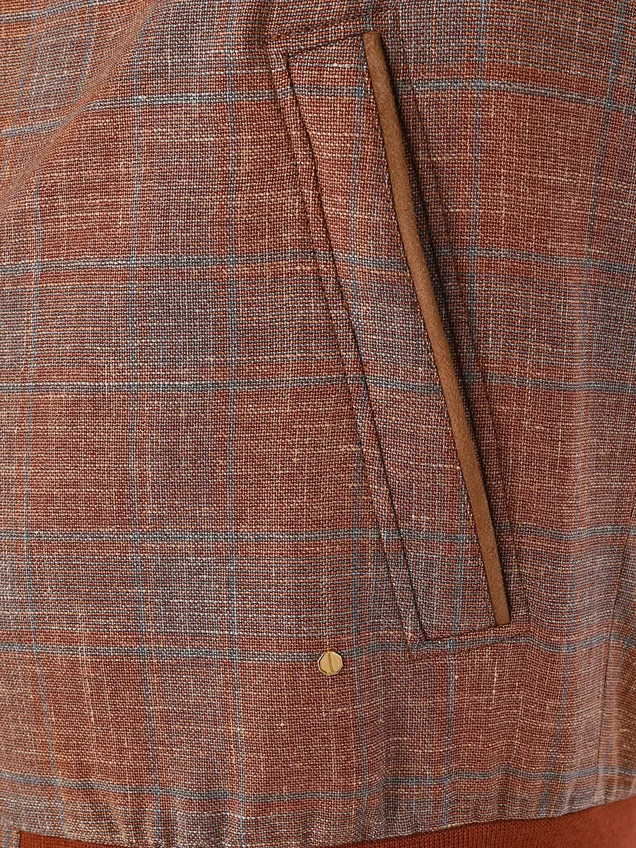 Куртка в клетку