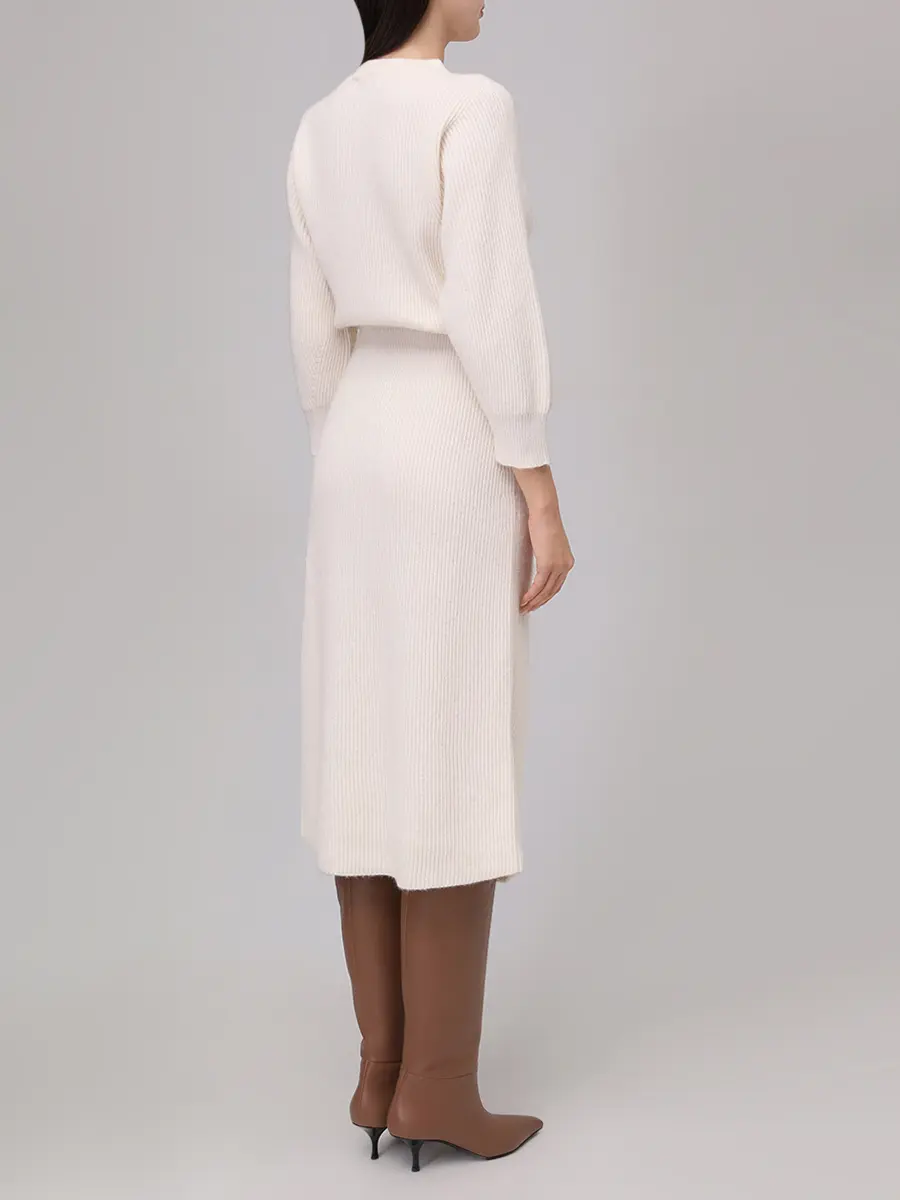 Платье шерстяное