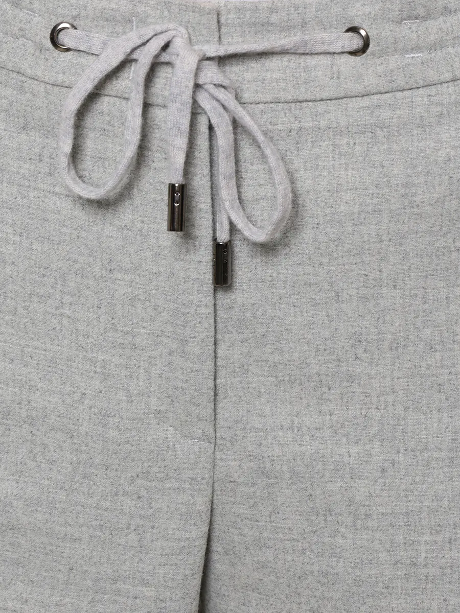 Брюки однотонные