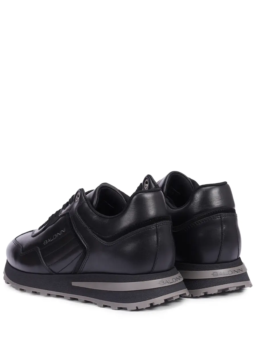 Кроссовки кожаные