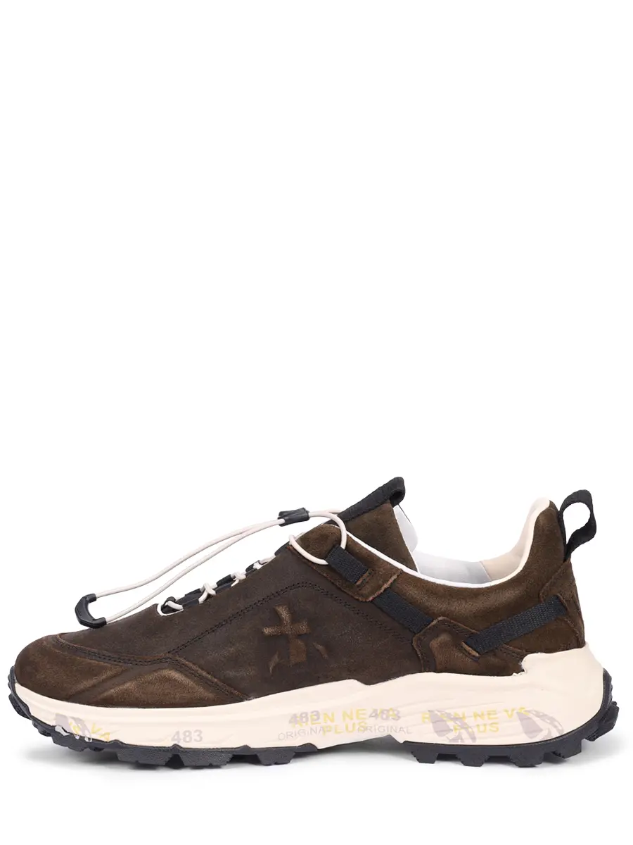 Кроссовки замшевые