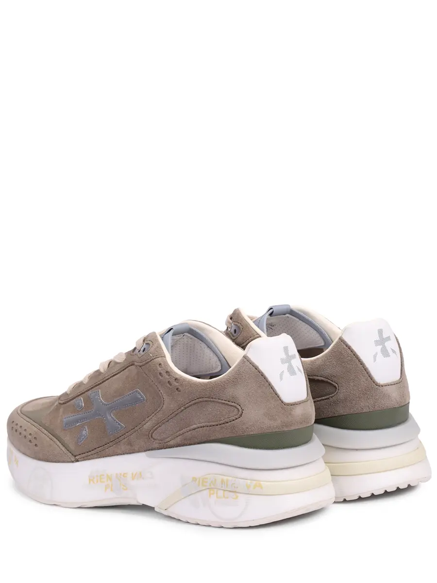 Кроссовки замшевые