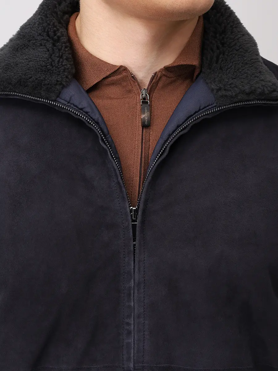 Бомбер замшевый