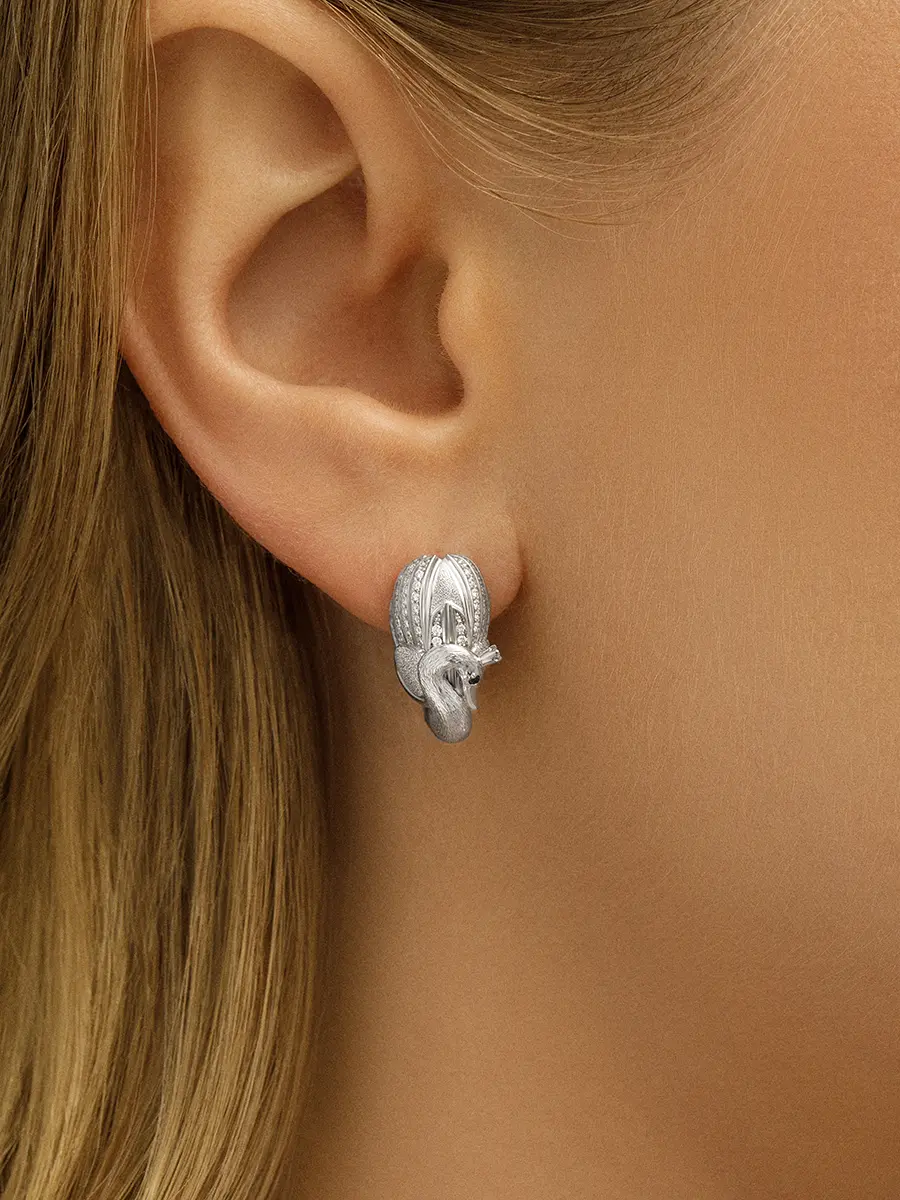 Серьги «Царевна-лебедь» с бриллиантами и сапфирами