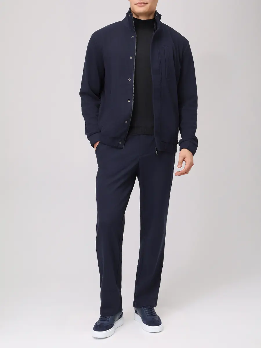 Костюм однотонный