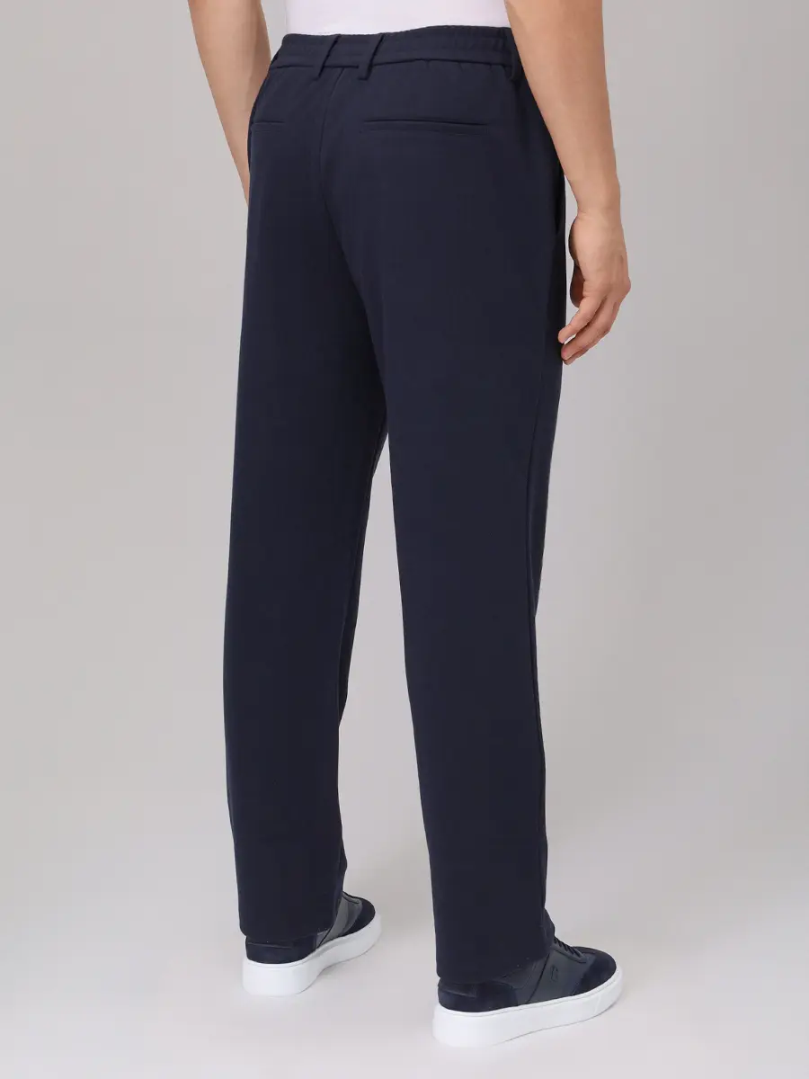 Костюм однотонный