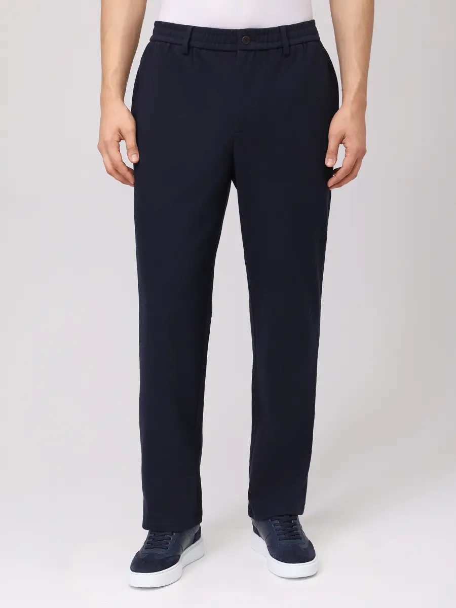 Костюм однотонный