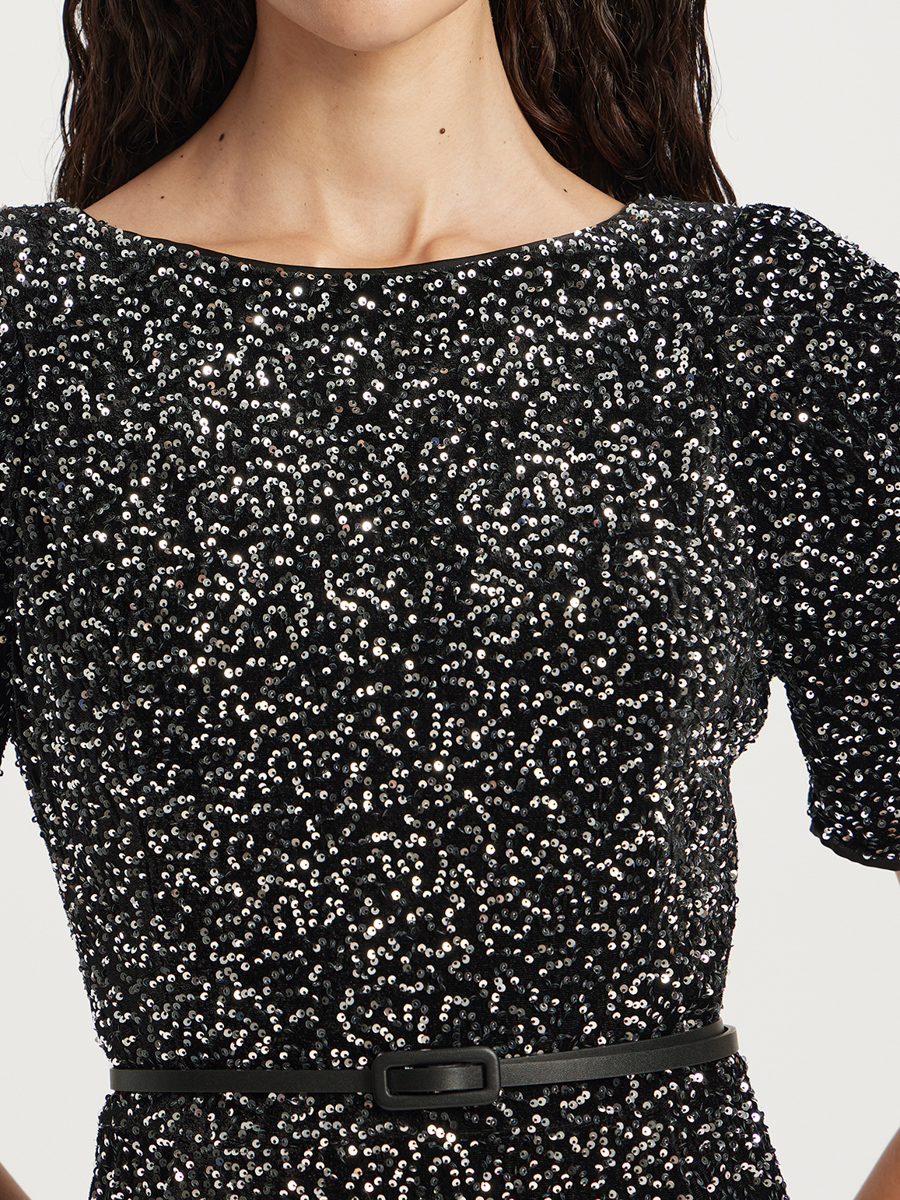 Платье бархатное с пайетками