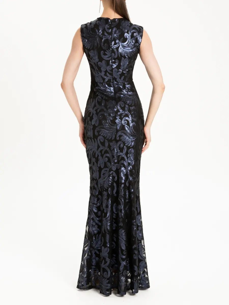 Платье с пайетками