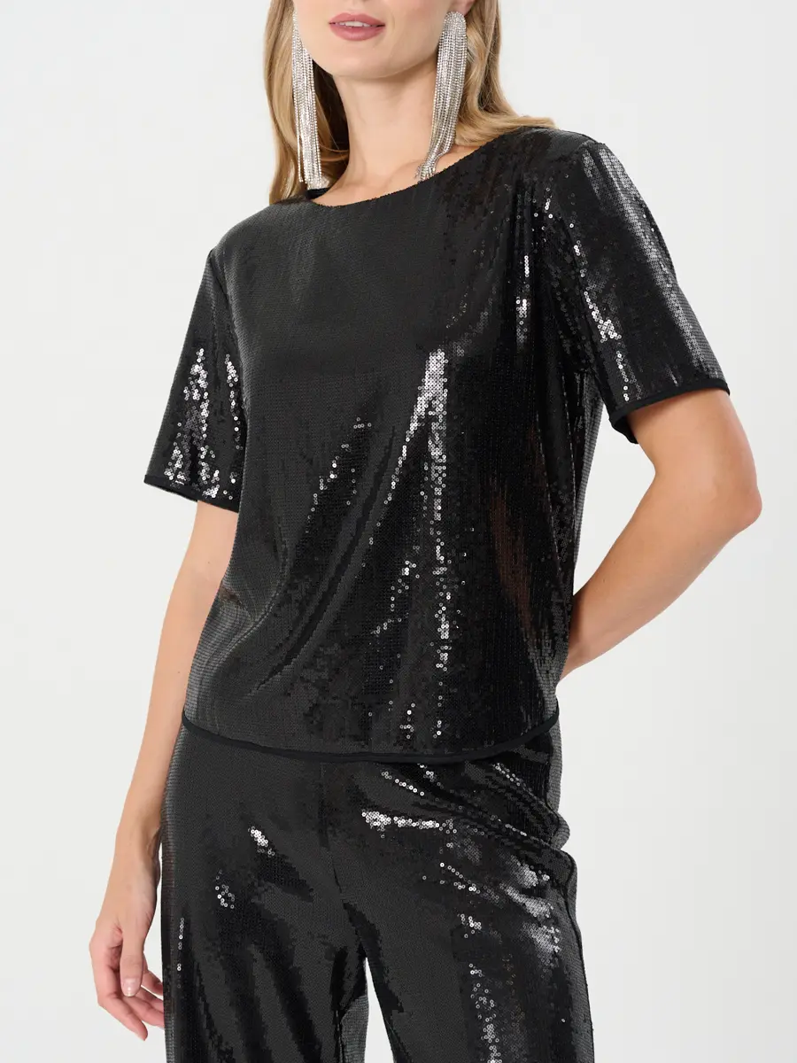 Блуза с пайетками