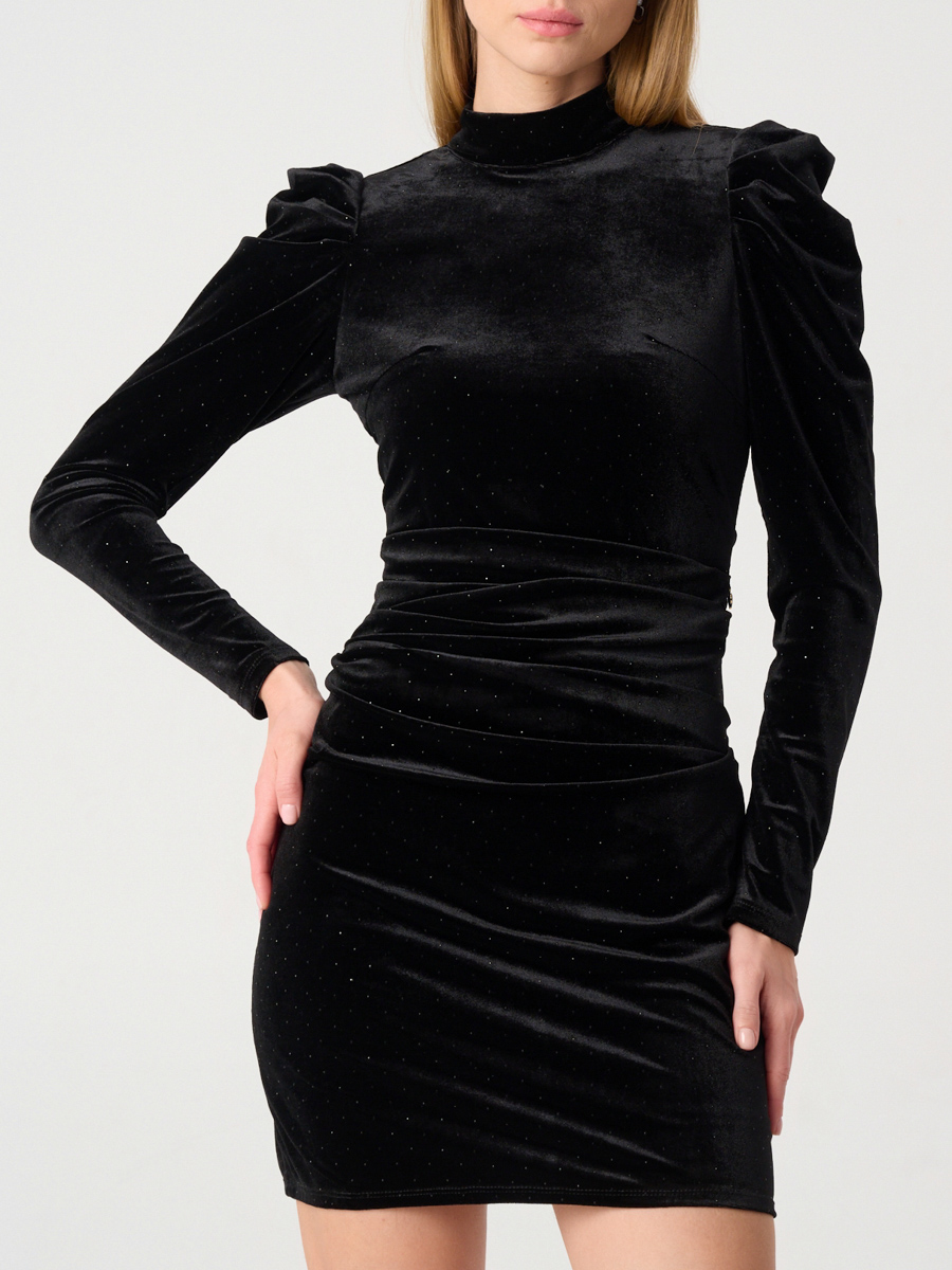 Платье бархатное со стразами